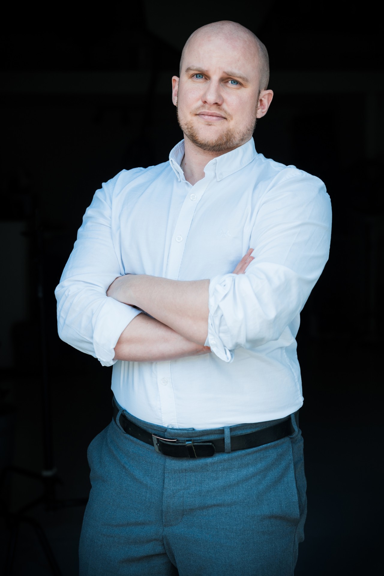 AdamGoslett2-1280x1920-portrait