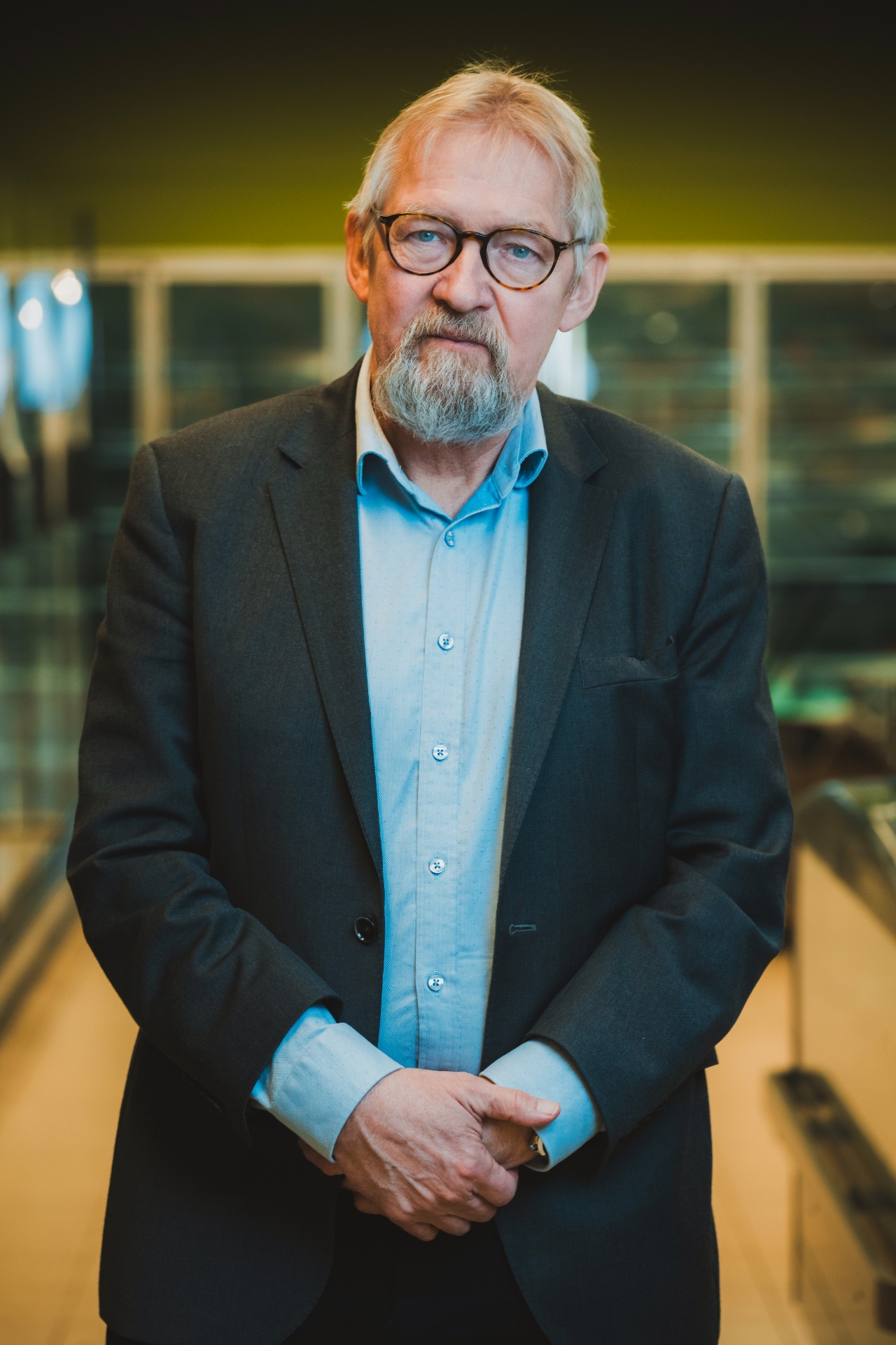 AlfredJosefsen3-1280x1920-portrait