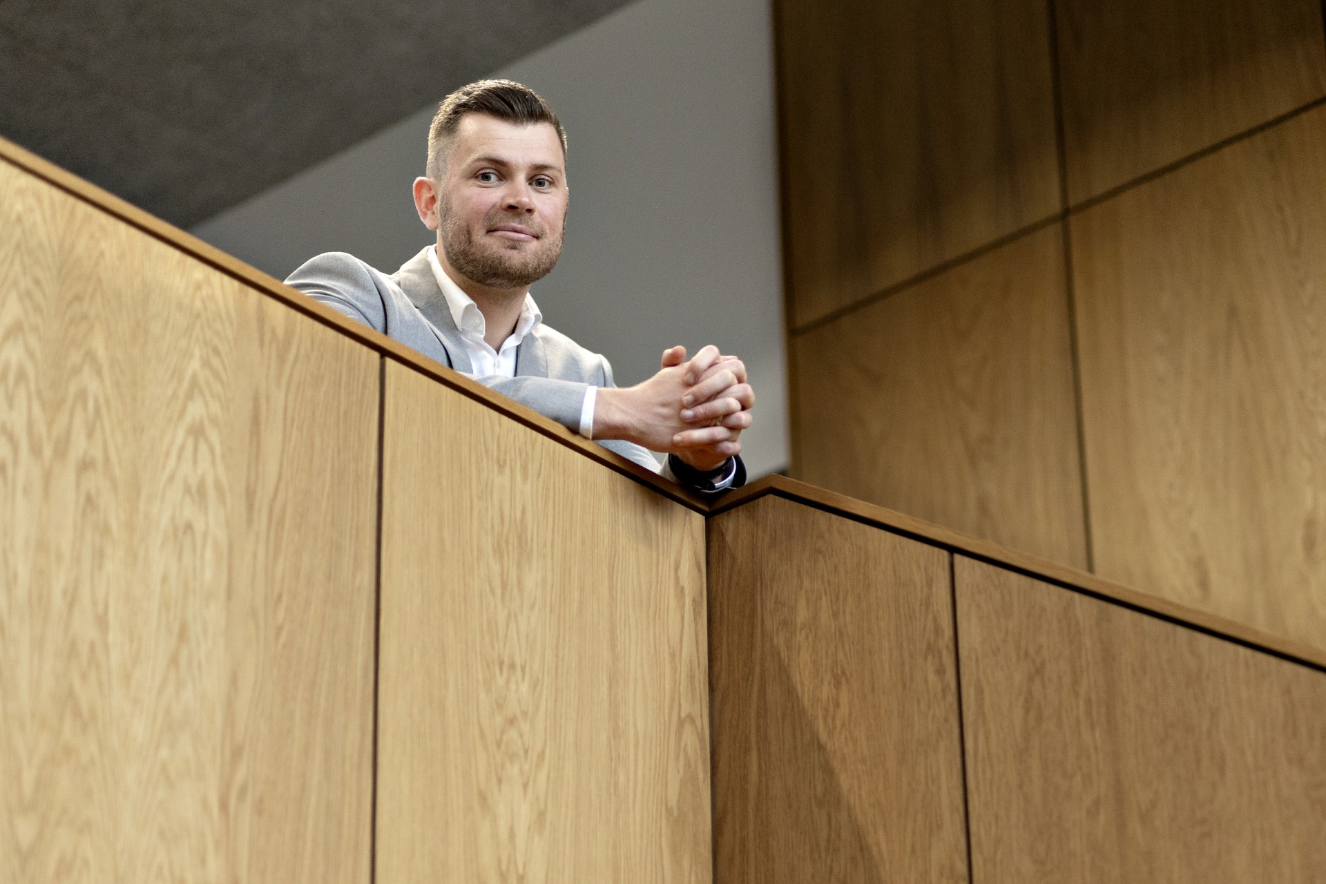 ChristianQvick1-1920x1280-landscape