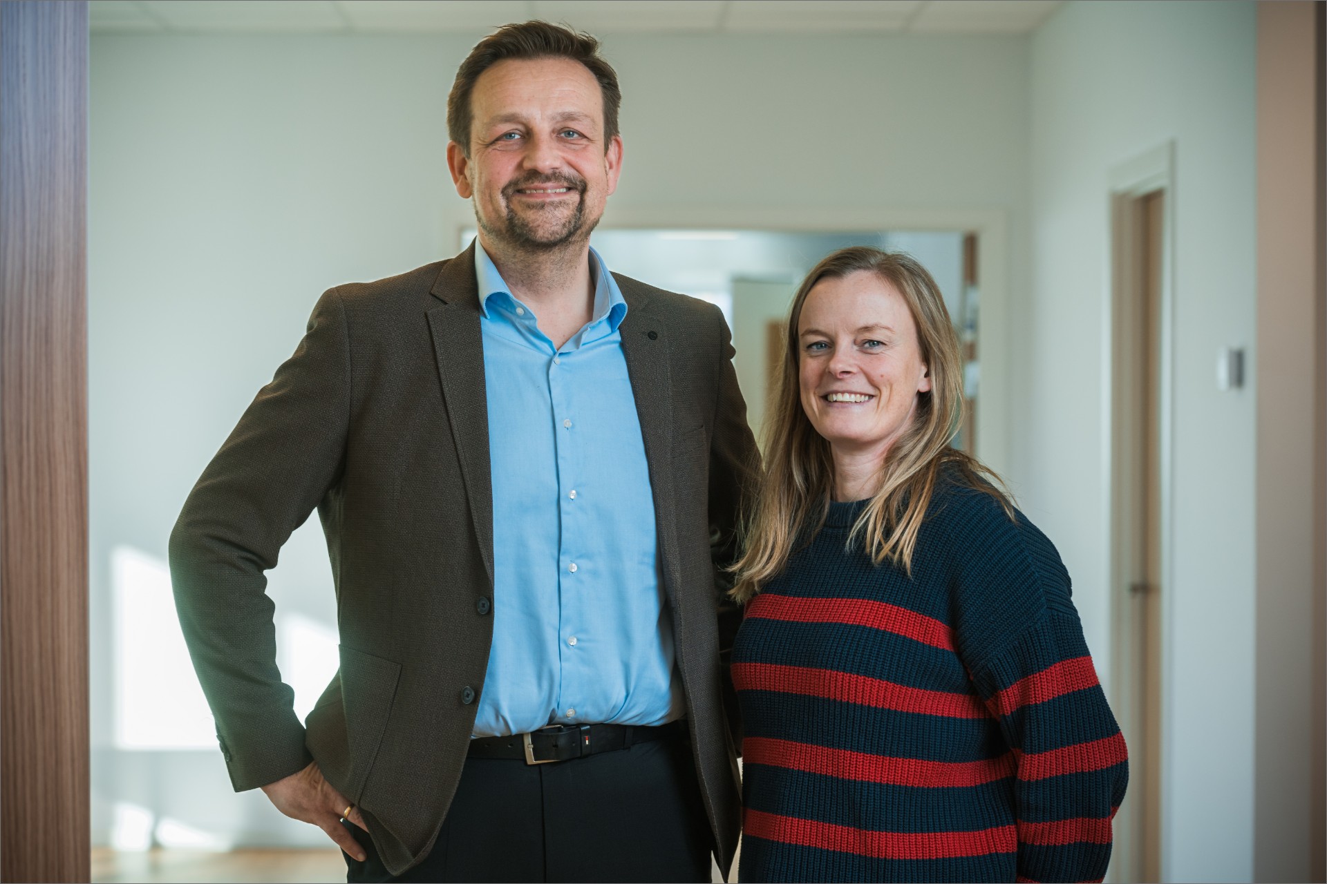 Dandiag003_landscape_1920x1280