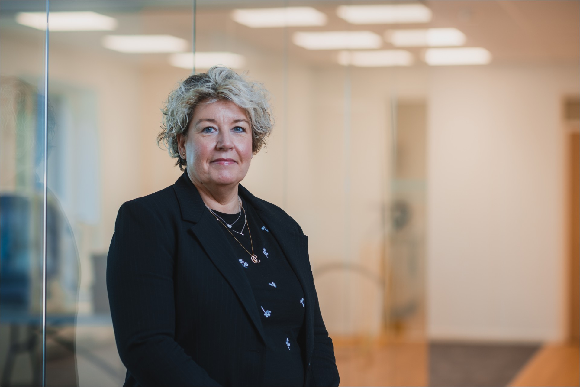 Dandiag006_landscape_1920x1280