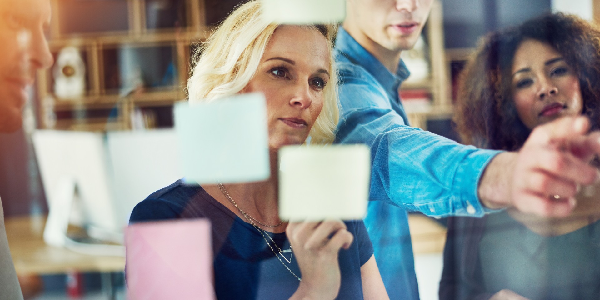 InnovationTOP-1920x960-wide