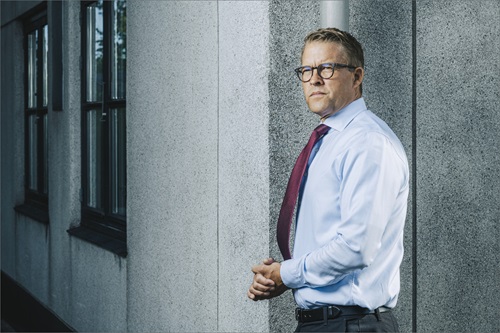 JakobRiis005_wide_1920x960