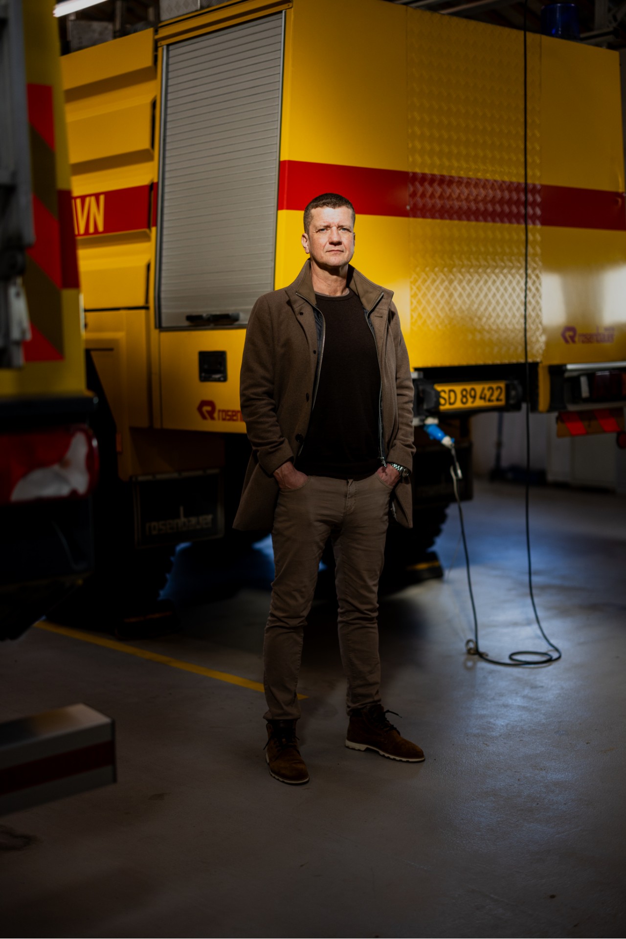 JakupSverriKass029-1280x1920-portrait