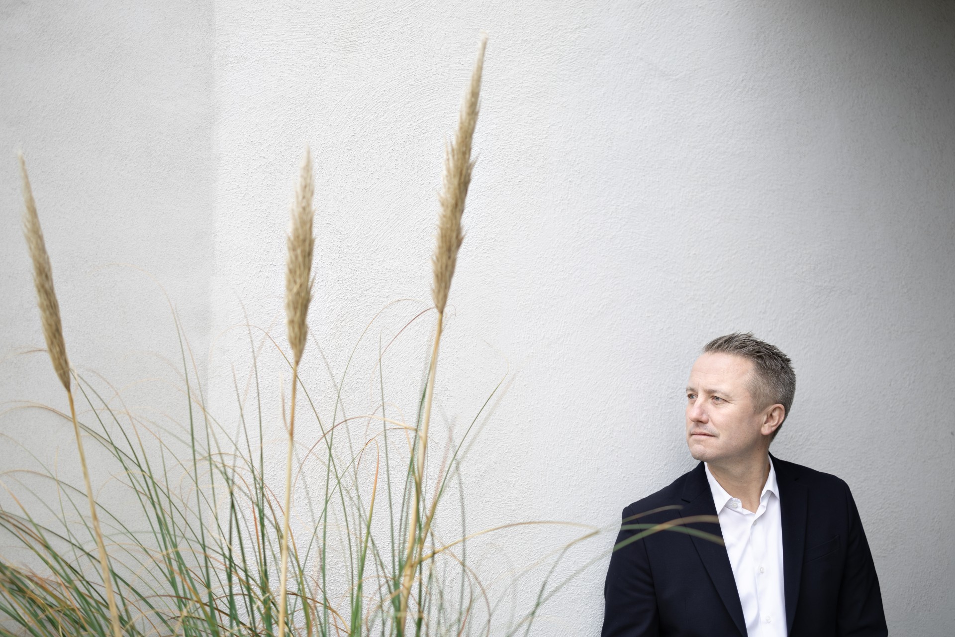 JensBroch001-1920x1280-landscape