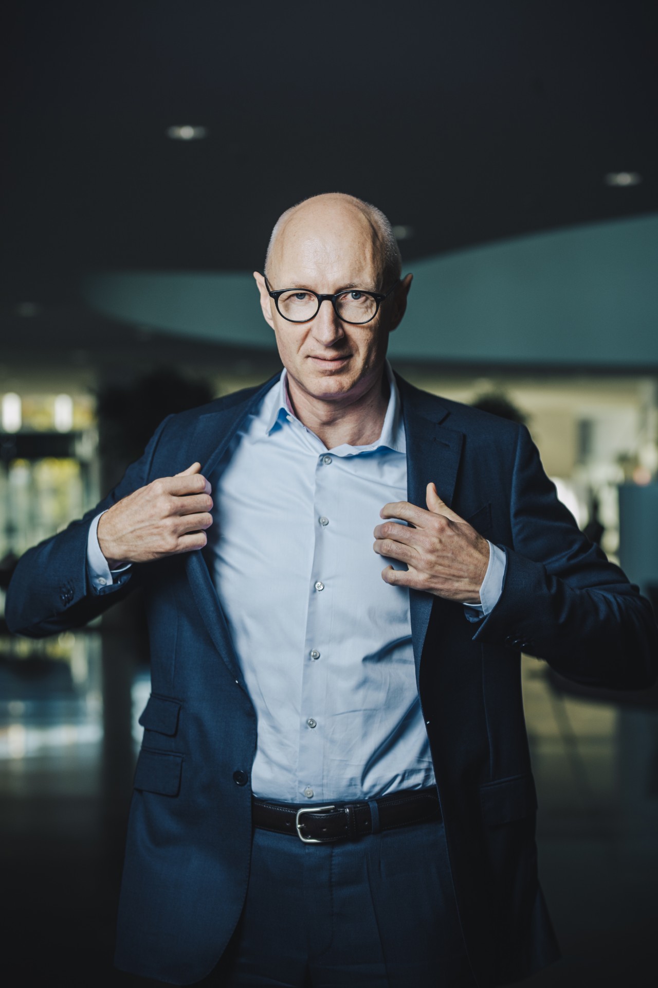 LarsFruergaardJoergensen2021-001-1280x1920-portrait