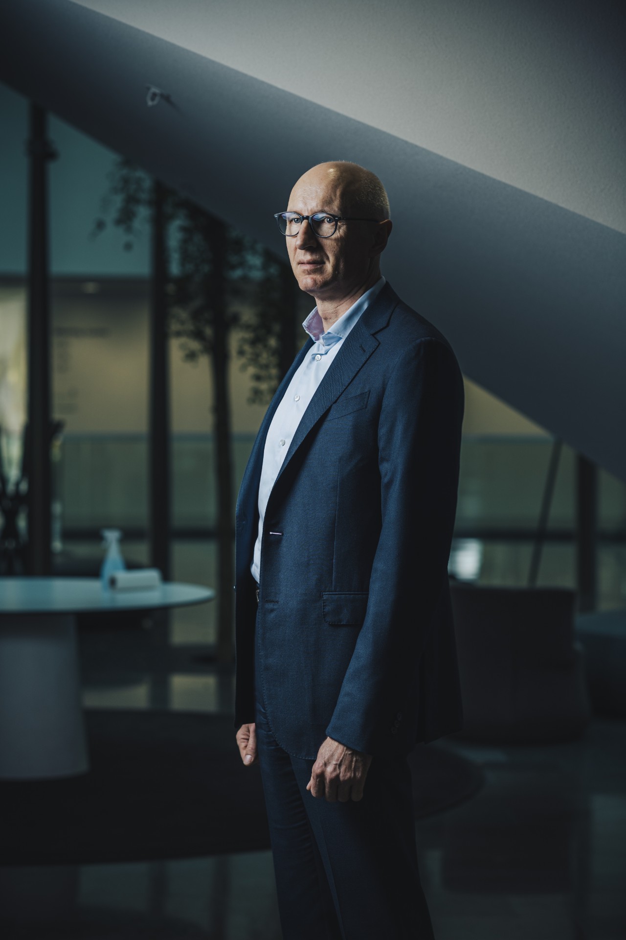 LarsFruergaardJoergensen2021-0021280x1920-portrait