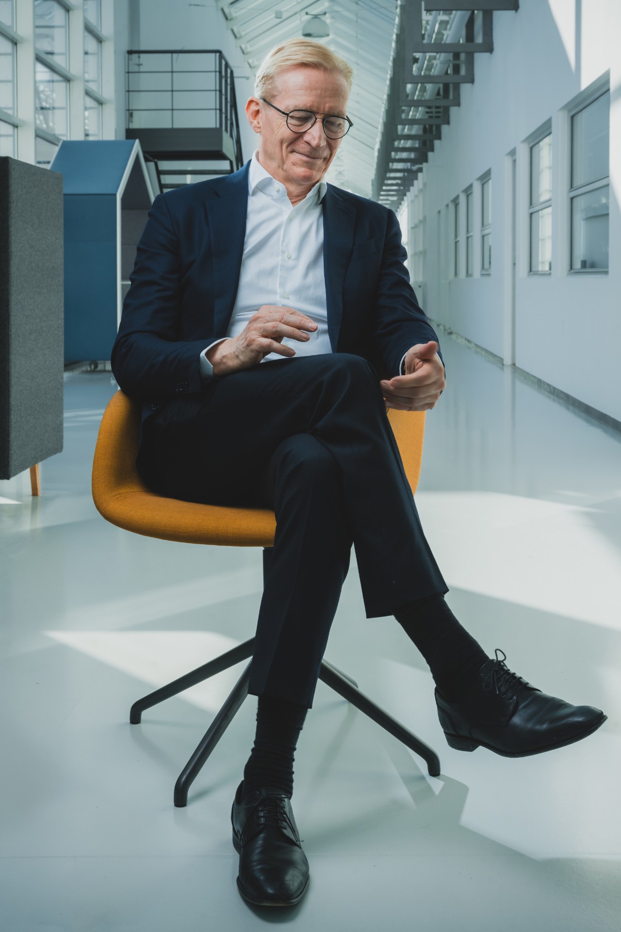 LarsRasmussen006-1280x1920-portrait