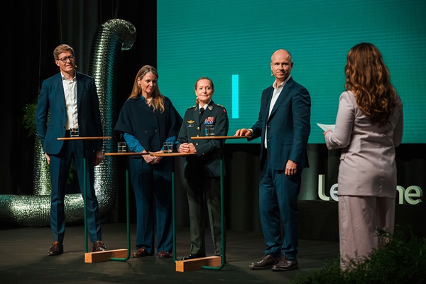 paneldebatwide