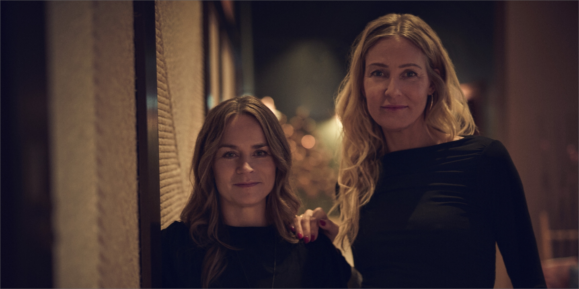 Louise Dinesen og Vibeke Lunding Gregersen står ved siden af hinanden
