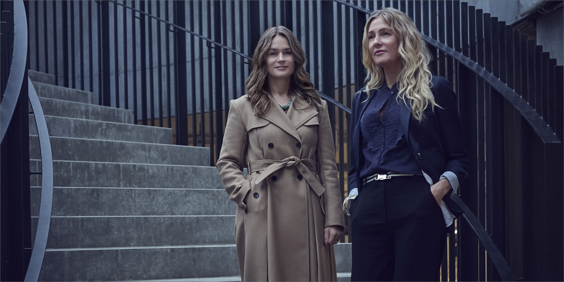 Louise Dinesen og Vibeke Lunding-Gregersen står ved siden af hinanden