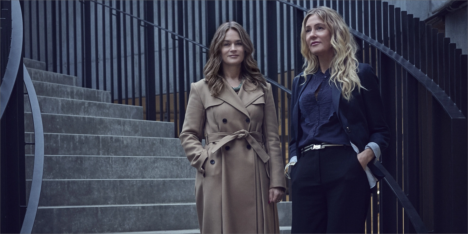 Louise Dinesen og Vibeke Lunding-Gregersen står ved siden af hinanden