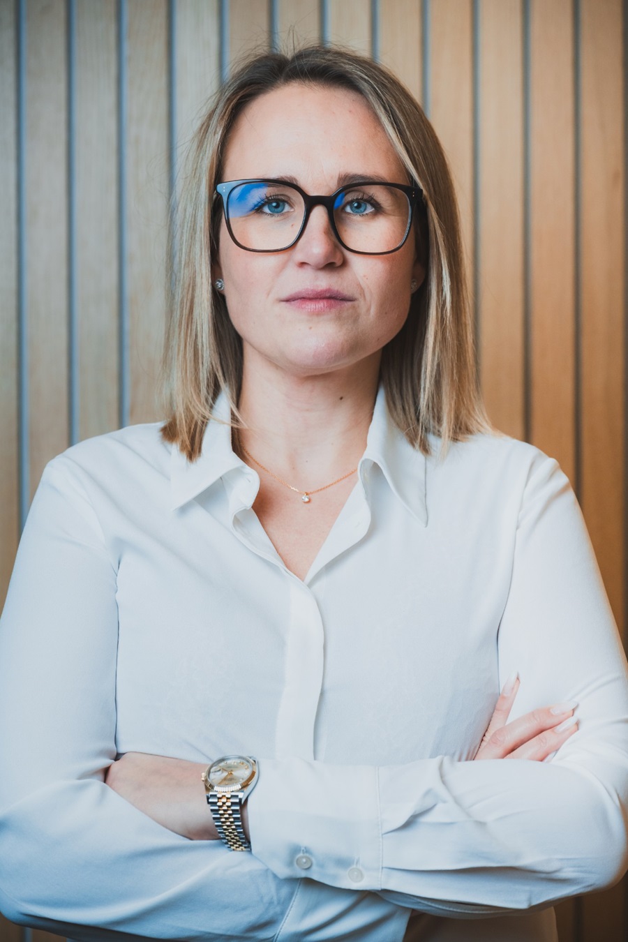 LineBangNielsen009-1280x1920-portrait