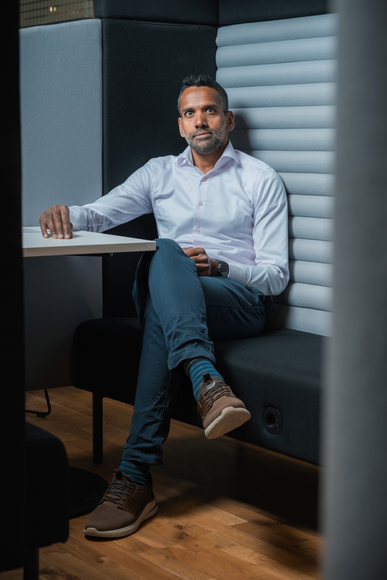 Tuk005-1280x1920-portrait