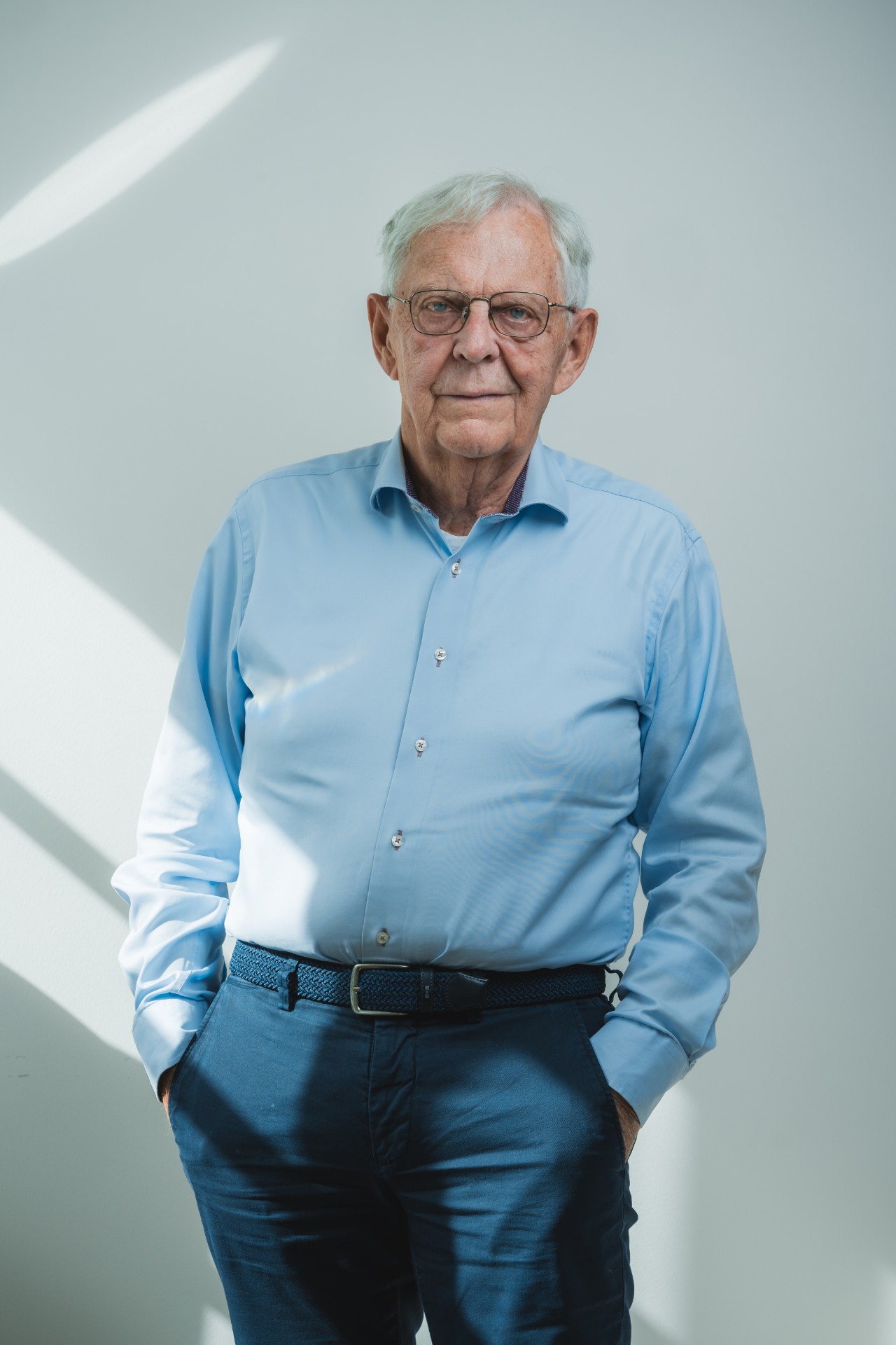 WaldemarSchmidt005-1280x1920-portrait