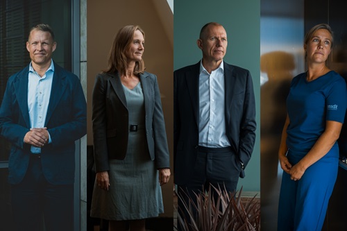 Årets ledere står ved siden af hinanden