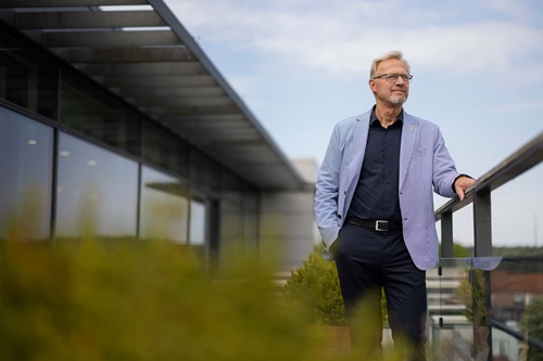 Anders Dam kigger mod udsigten