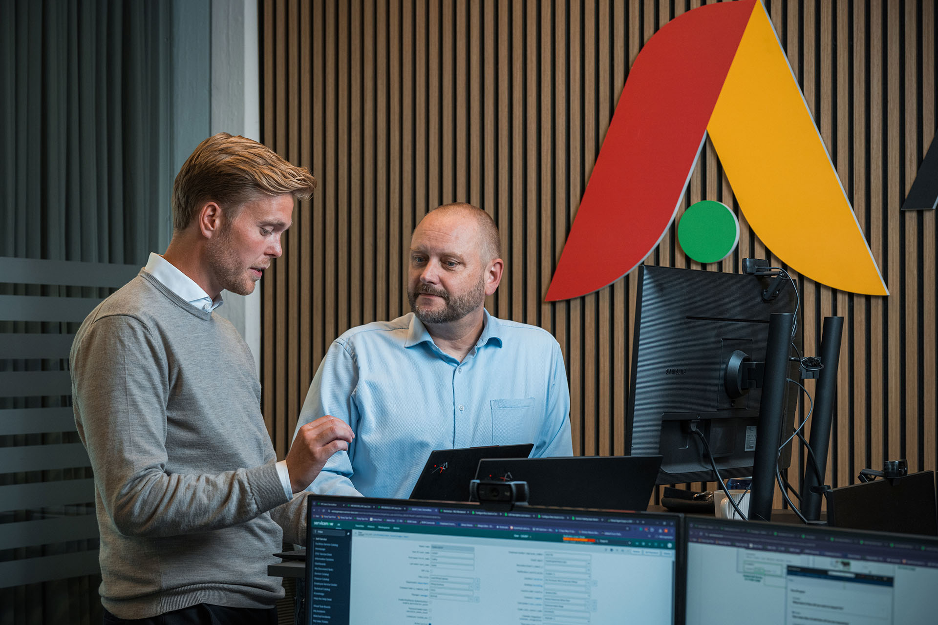 CharlieRodgaard006_1920x1280