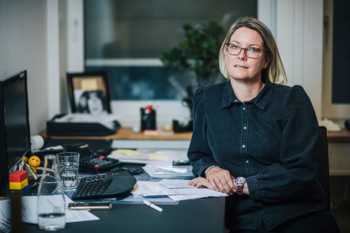 Gitte Åskov Pedersen er administrationschef i Gangsted Advokatfirma og er træt af coronanedlukningerne