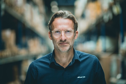 Gorm Rasmussen er ejer og direktør ved Carl Ras og har lært at være leder med leddegigt