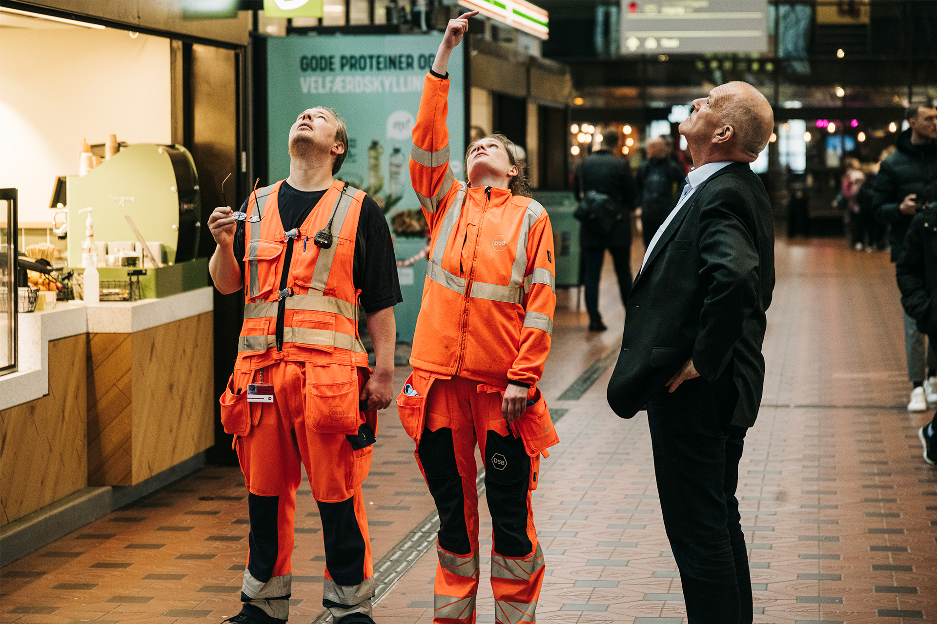Jørgen Dyrendal Rasmussen med DSB medarbejdere