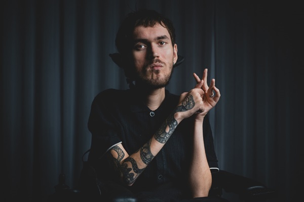 JohanLauritsen_wideTOP-min