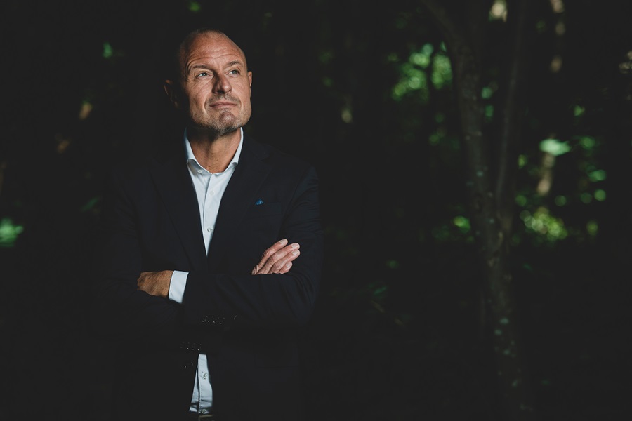 Michael Uhrenholdt er vært på den nye podcast Lederskabet