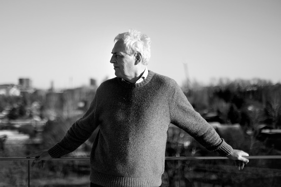 MichaelHolm-1920x1280_landscape--1-min