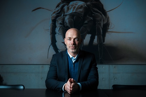 PeterHallingTOP-1920x960_wide1-min