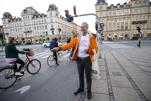 Thomas Ravn-Pedersen er CEO for Verdens Bedste Nyheder og var en af hovedtalerne til Ledernes konference Bæredygtig Ledelse
