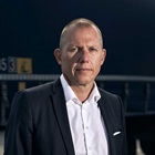Jens Bjørn Andersen er administrerende direktør for hele DSV og er gæst i Lederstof.dk's podcast Ledelse med Vilje