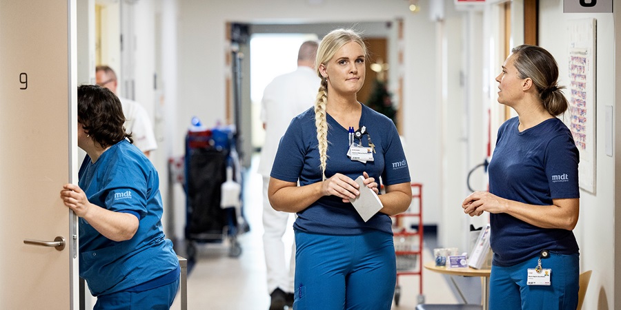 Sygeplejesker og jordmødre på Horsens sygehus på fødegangen