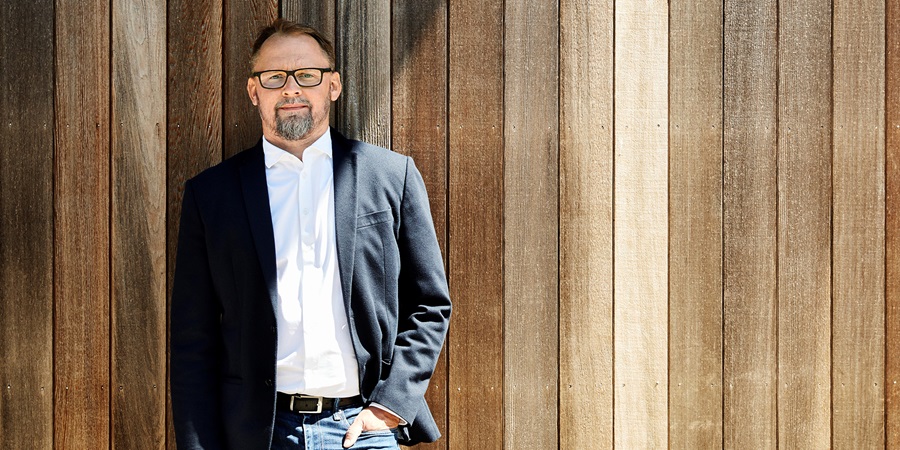 Karsten Mellon er ekspert i ledelse og har skrevet en bog om ydmyghed i ledelse