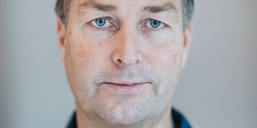 Herrelandsholdets træner, Kasper Hjulmand, er kåret til Årets Leder 2021.