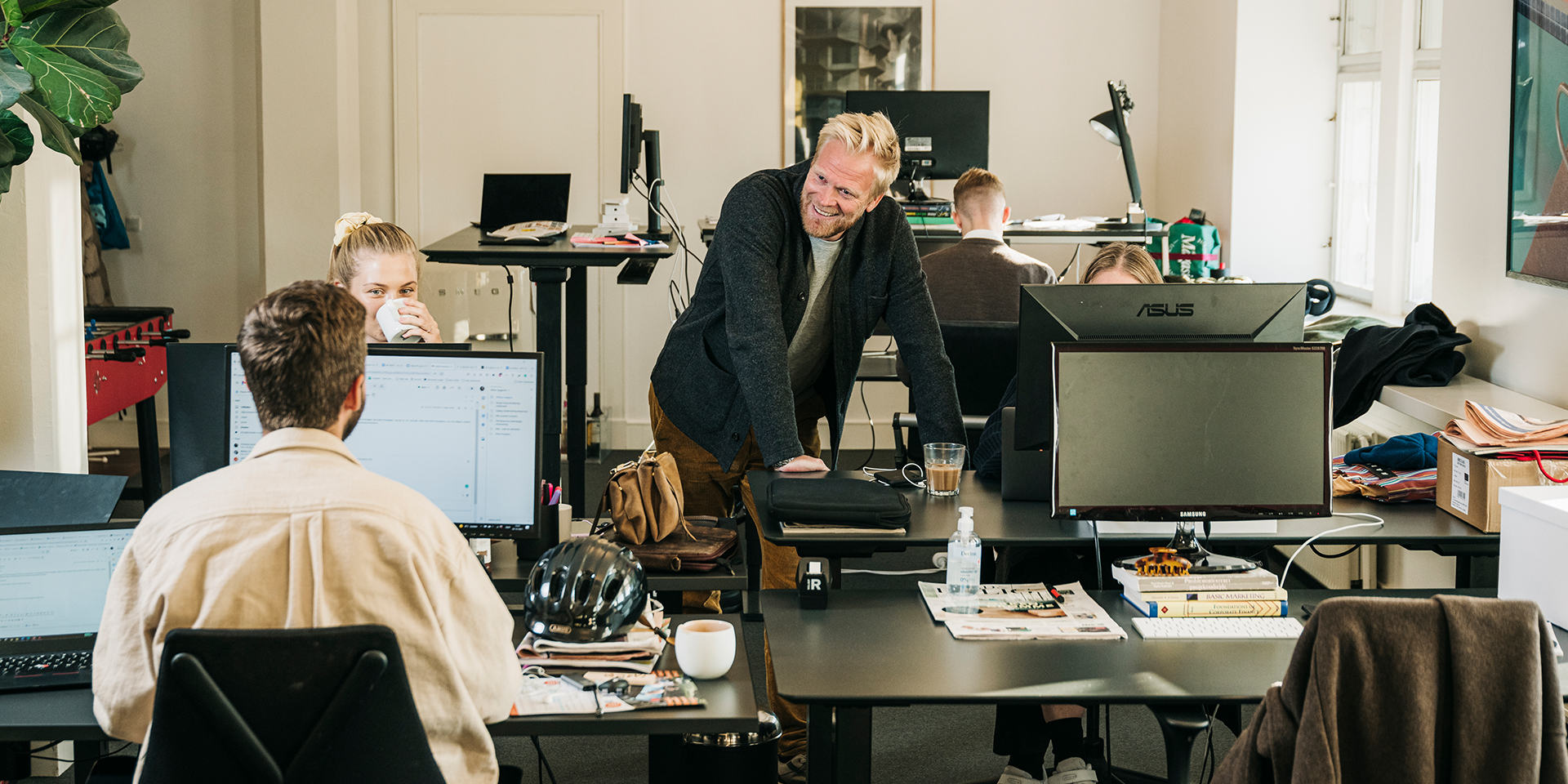 Mads Byder er direktør i Help PR Kommunikation og står lige nu med et stort dilemma