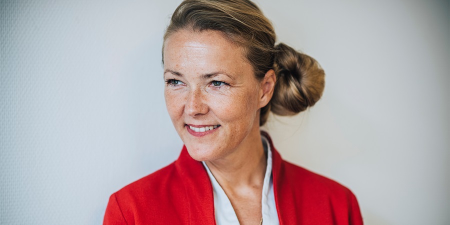 Stine Johansen er kommunaldirektør i Helsingør Kommune og medlem af LGBT+ Danmarks bestyrelse